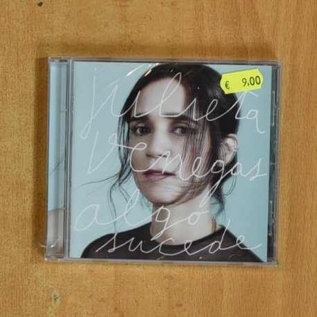 JULIETA VENEGAS - ALGO SUCEDE - CD
